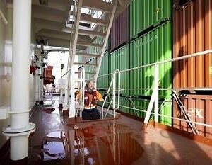 03 Twee lezingen voor de prijs van 1. Maritieme vrouwen in de haven, lezing door Irene Jacobs en Diversiteit in de rechtspraak, lezing door Karin Frikkee