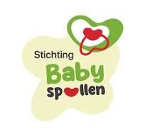 Logo babyspullen bestaat uit een groen-rood speentje rechtsboven met daaronder een groen organisch kader met de naam babyspullen erin.